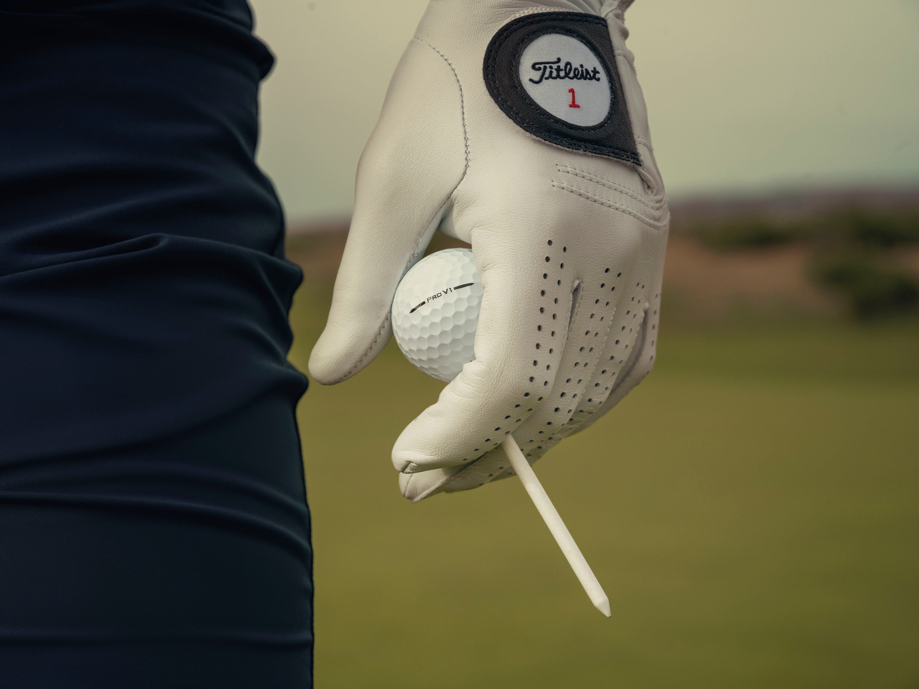 Where to Buy Titleist Golf Balls in Thailand — Focus on Pro V1