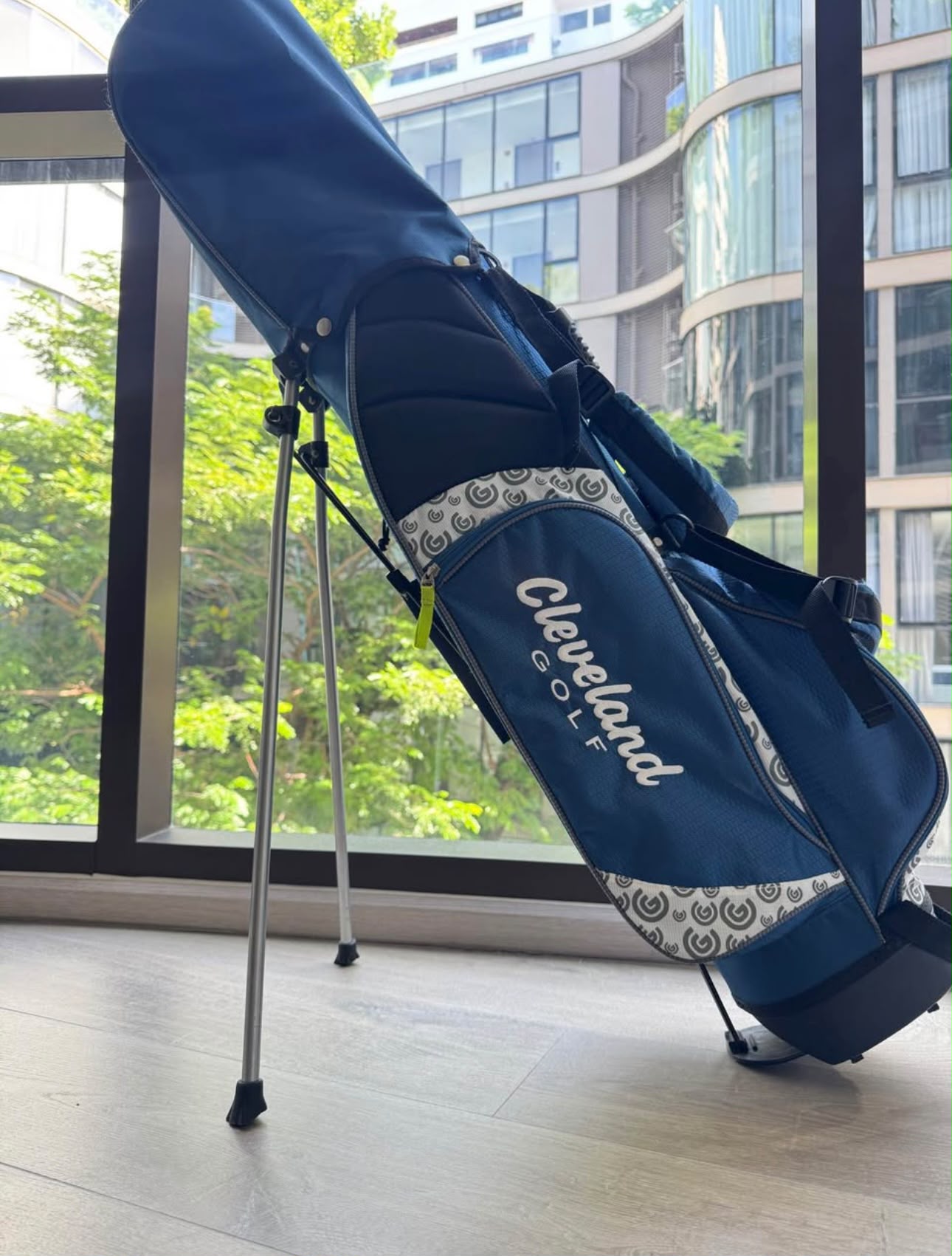 Cleveland CGJ Junior Package Set RH 08 Golf Bag